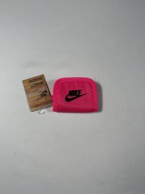 New Nike Sportswear Coin Wallet Unisex One Size Pink Zip Around Swoosh Logo